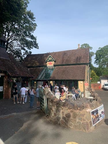 Malvern Theatre Players cinema in Malvern