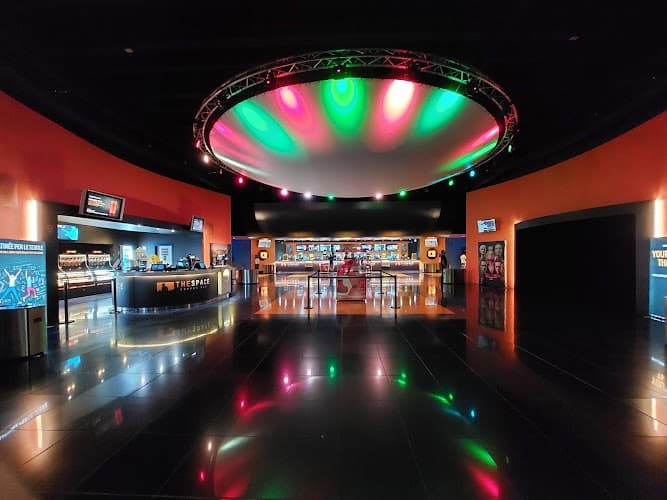 The Space Cinema Surbo cinema in Zona P.i.p.