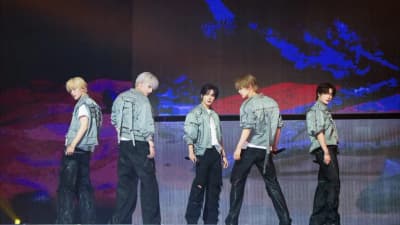 TOMORROW X TOGETHER WORLD TOUR 'ACT : TOMORROW'