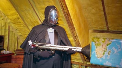 Navigators of the Shadow Ring