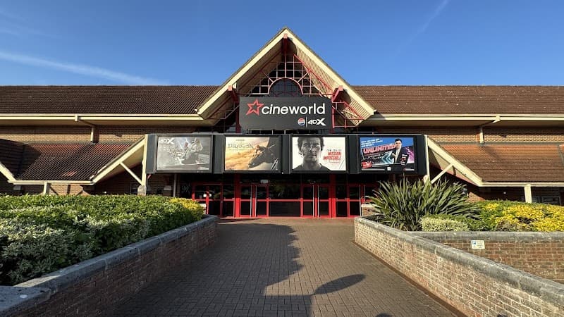 Sun Ridge Middle Cineworld Swindon - Shaw Ridge, Swindon — Today's Showtimes & Tickets ...